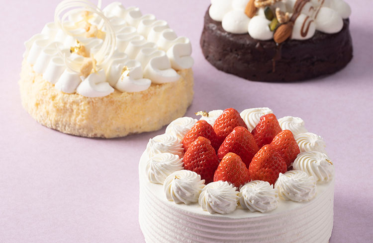 ルームサービス誕生日や記念日など、お祝いに『ホテルのパティシエ特製ケーキ』