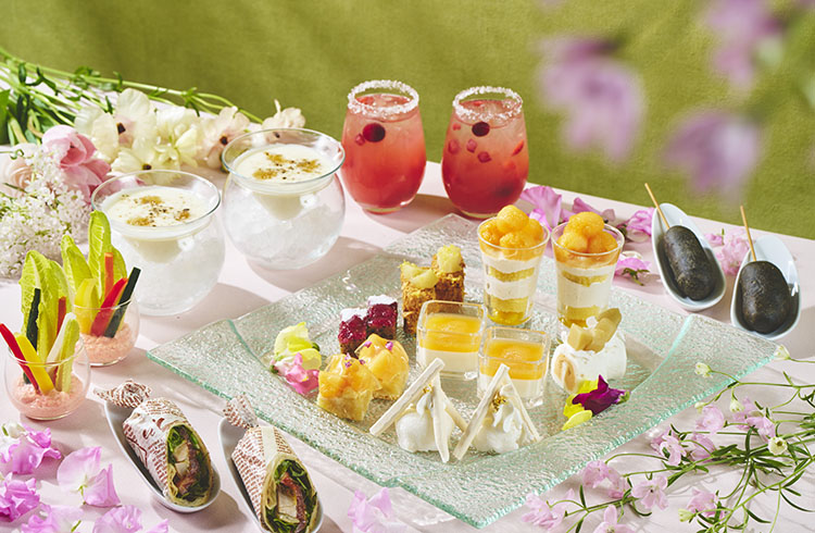 メロンづくしのアフタヌーンティー～ピーチが彩る初夏のひととき～