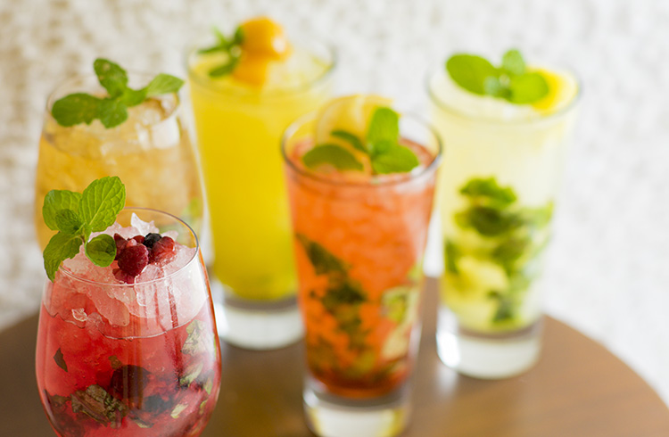 Happy Hour ～ドリンク50％OFF～