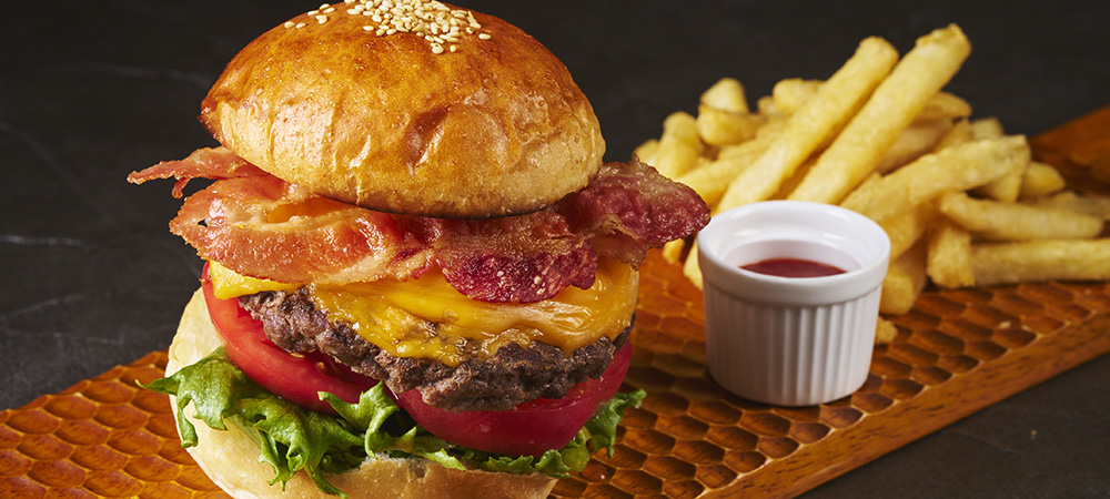 くつろぎの時間に寄り添う、ラウンジの軽食メニュー